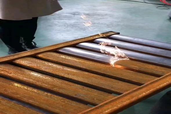 laser cleaning machine cleaning metal